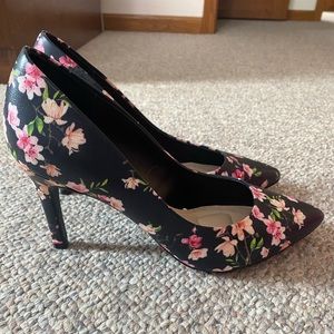 Blue floral heels